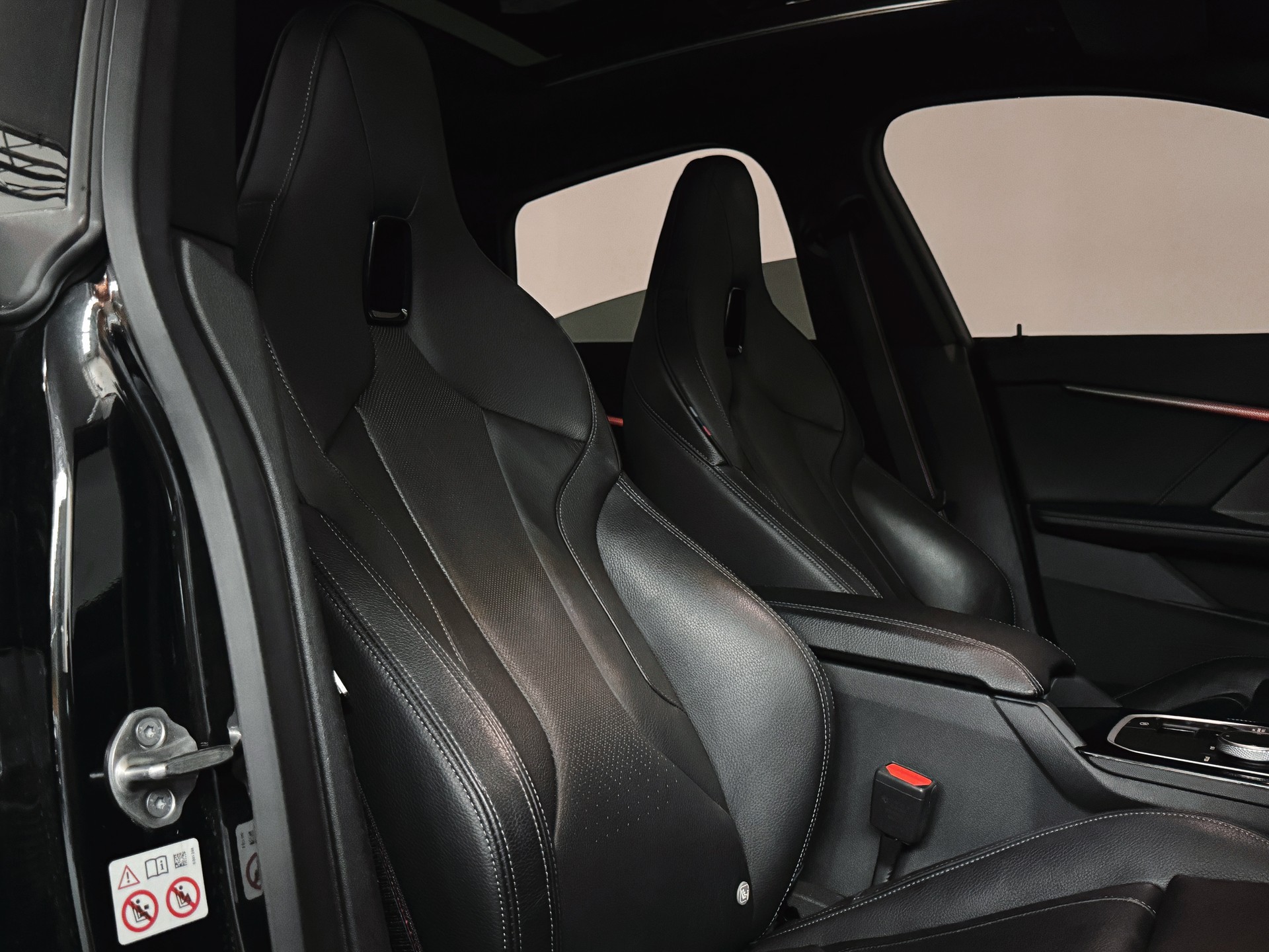 BMW M235i Gran Coupé xDrive Pure M Sport Steptronic-image-17