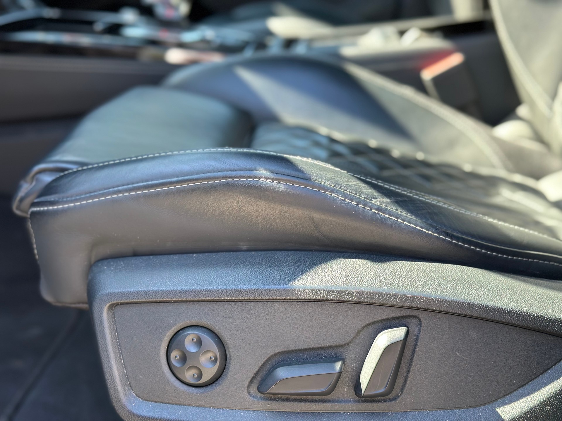 AUDI SQ5 Sportback TDI quattro tiptronic-image-20