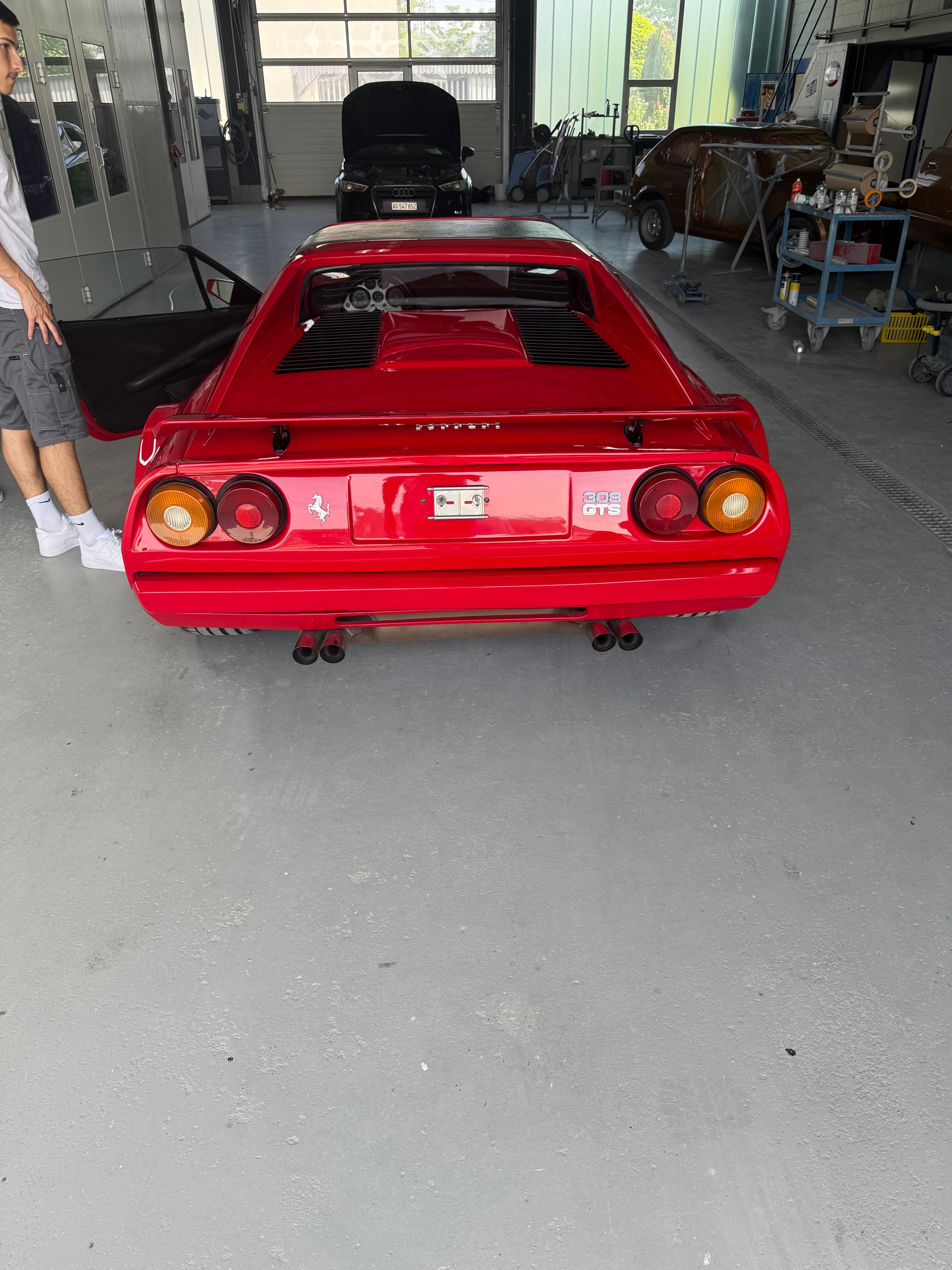 FERRARI 308 GTS-image-4