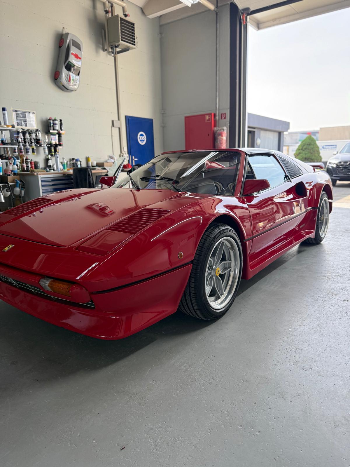FERRARI 308 GTS