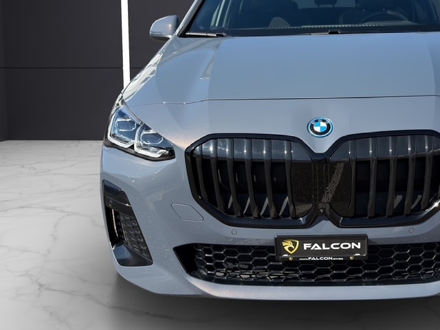 BMW 230e xDrive Active Tourer M Sport-image-7