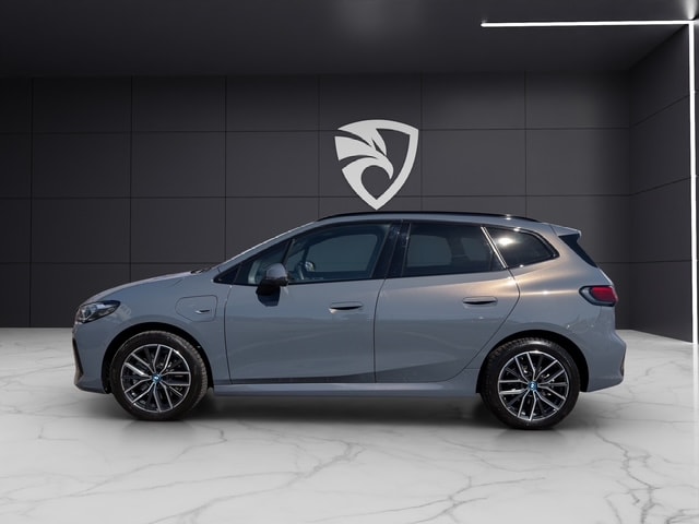 BMW 230e xDrive Active Tourer M Sport-image-6