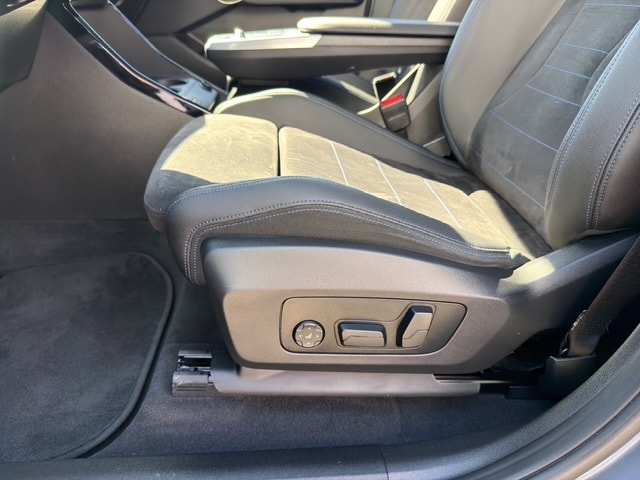 BMW 230e xDrive Active Tourer M Sport-image-34