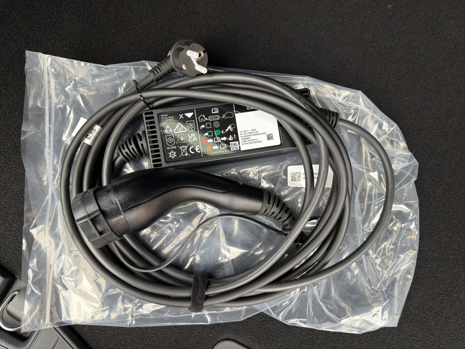 FORD Kuga 2.5 PHEV ST-Line FWD-image-20