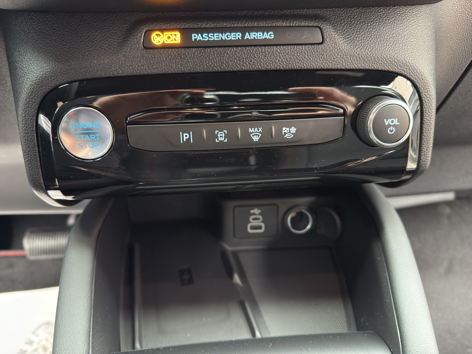 FORD Kuga 2.5 PHEV ST-Line FWD-image-15