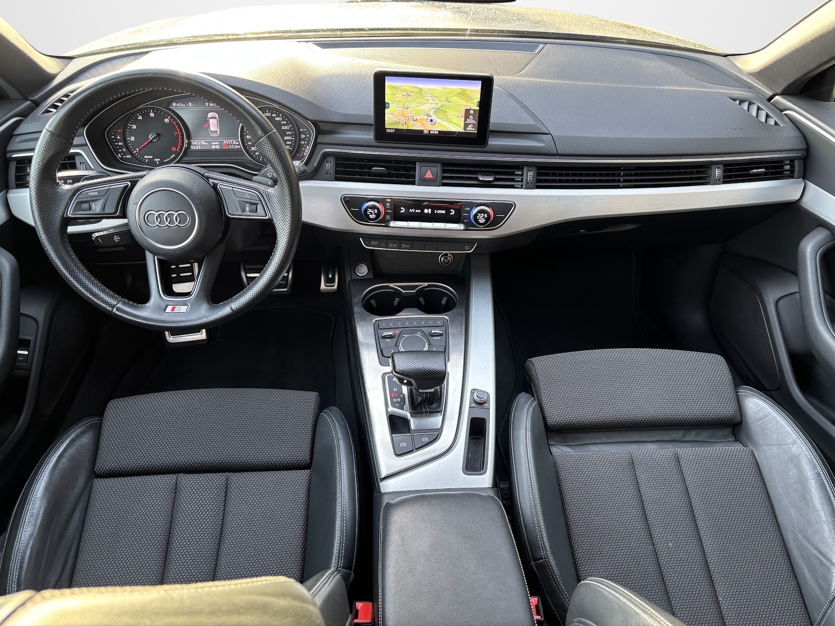 AUDI A4 Avant 1.4 TFSI Sport S-tronic-image-10