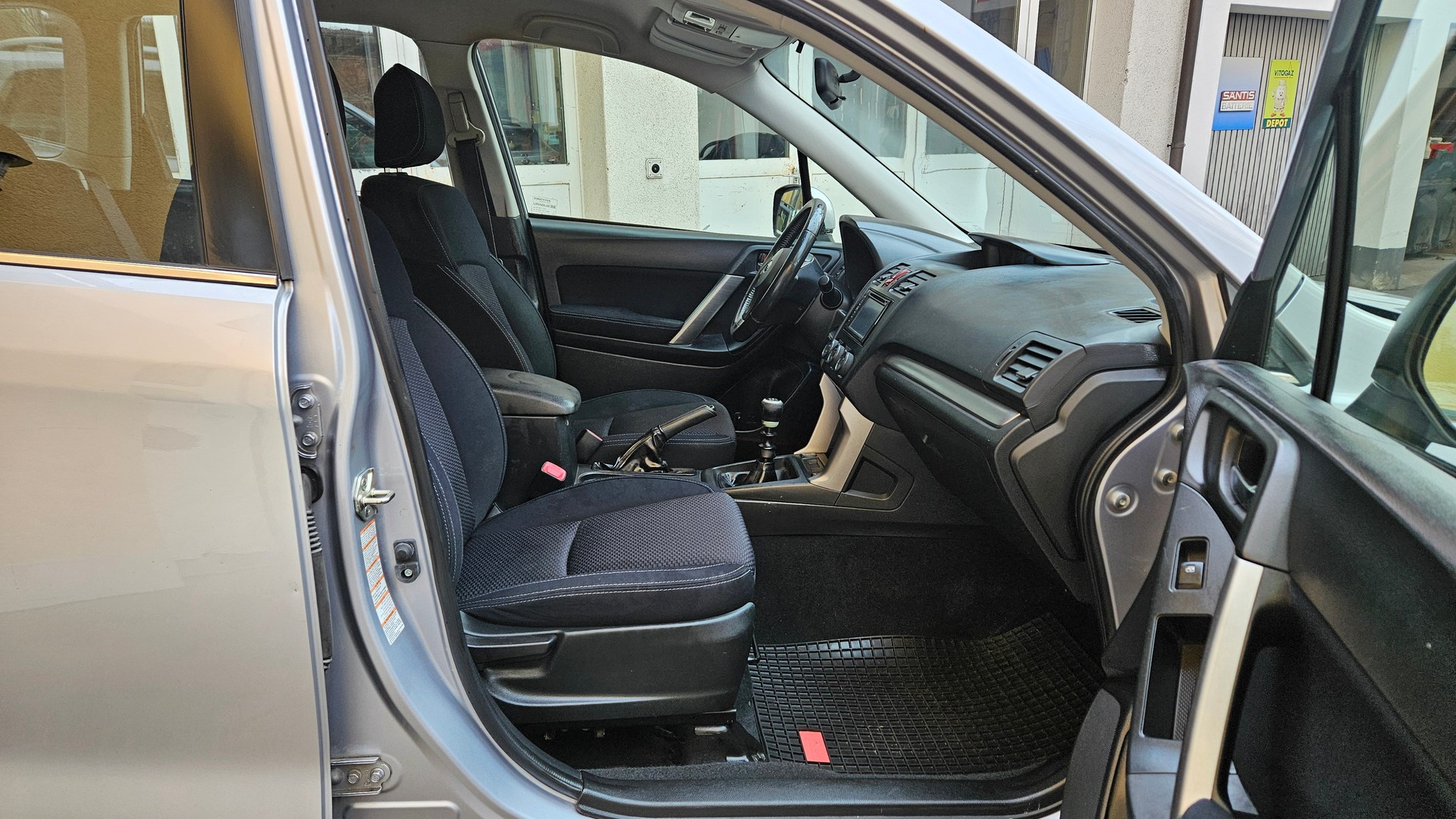 SUBARU Forester 2.0D Swiss-image-14