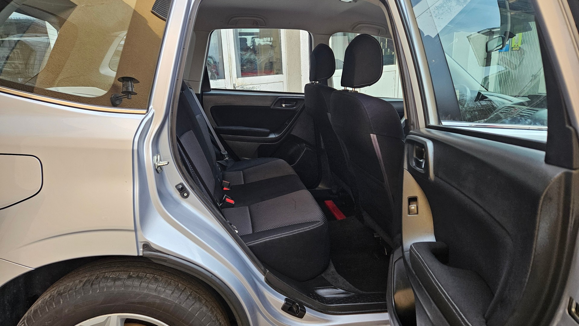 SUBARU Forester 2.0D Swiss-image-13