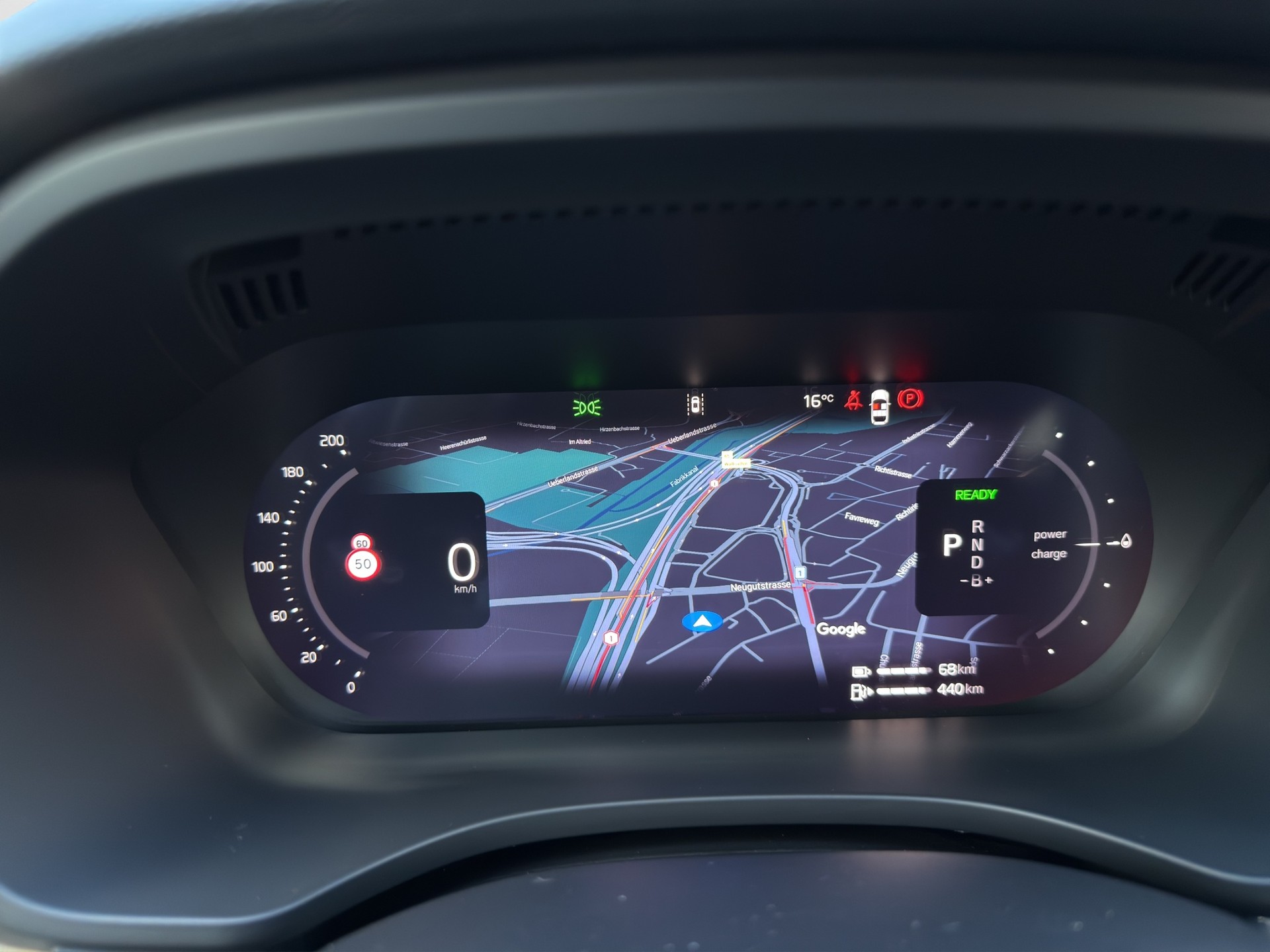 VOLVO XC60 2.0 T8 TE Plus Dark eAWD-image-10