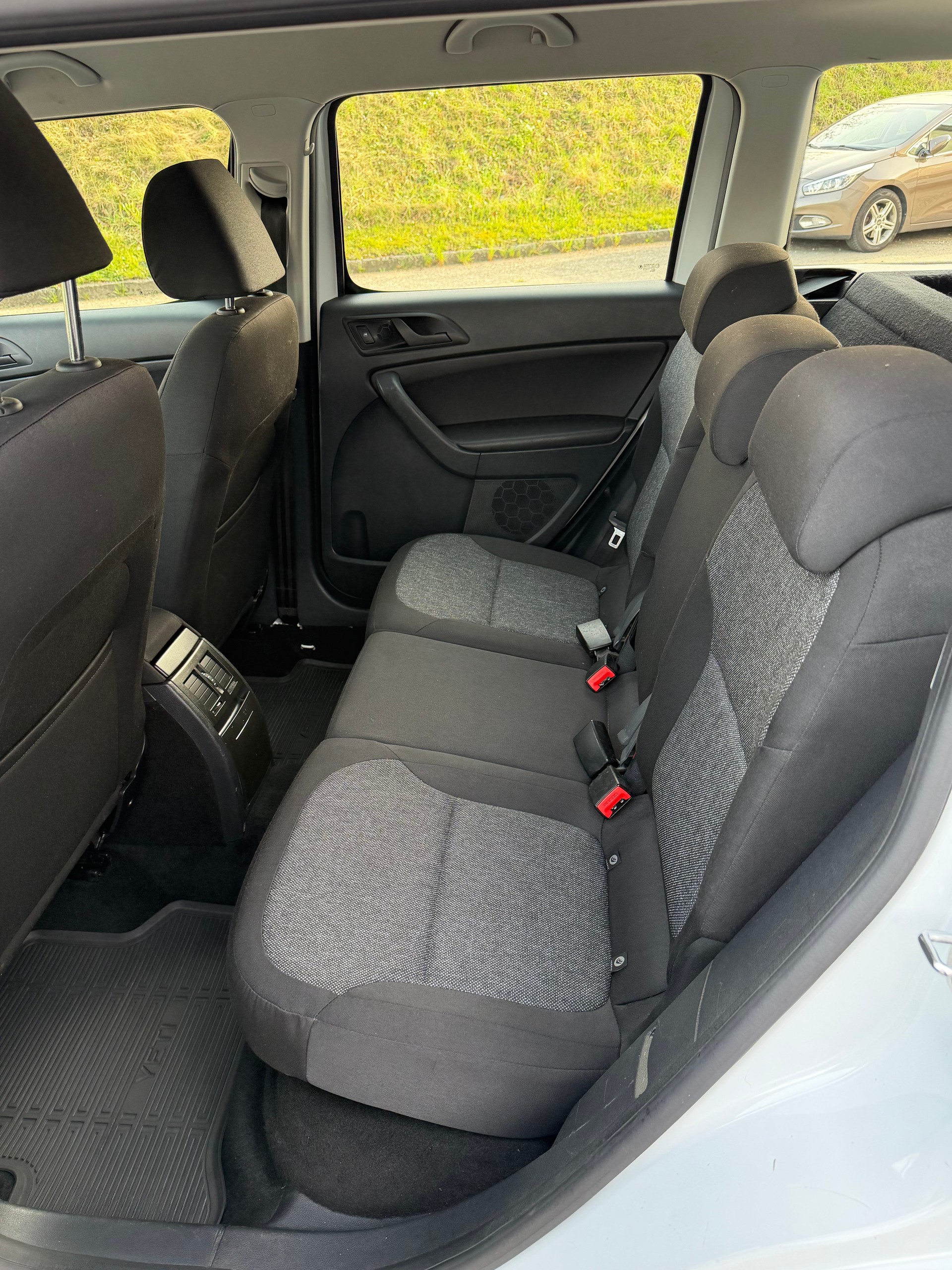 SKODA Yeti 1.4 TSI Active 4x4-image-13