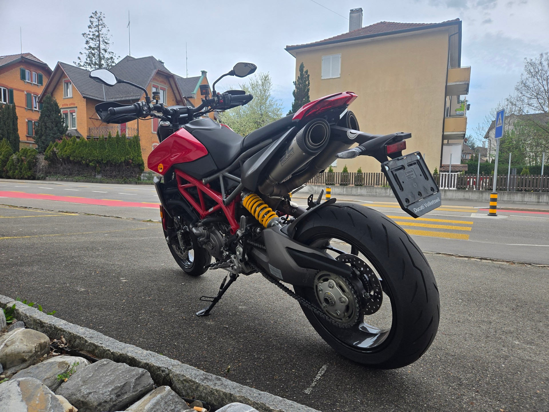DUCATI Hypermotard 950-image-4