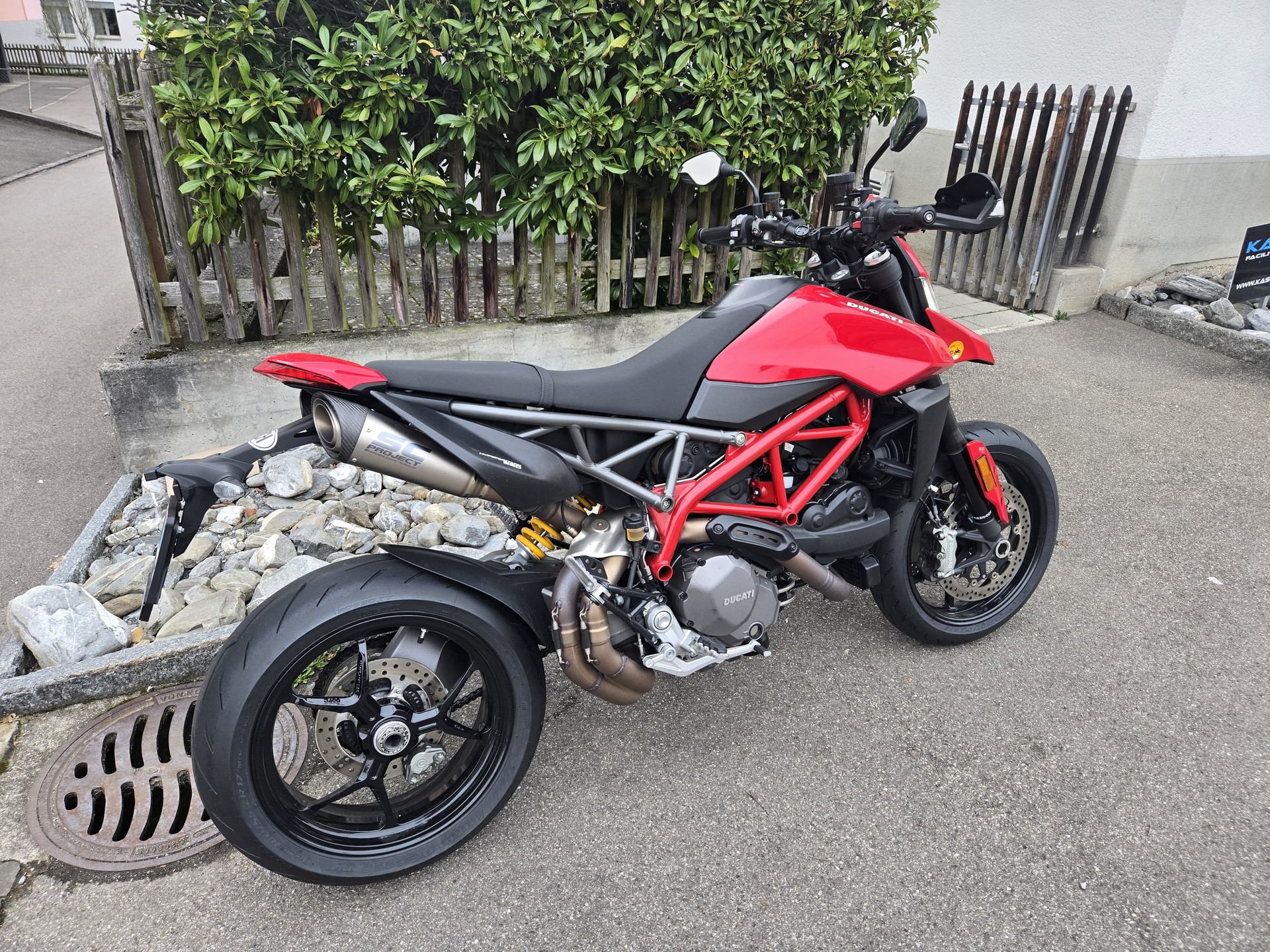 DUCATI Hypermotard 950-image-3