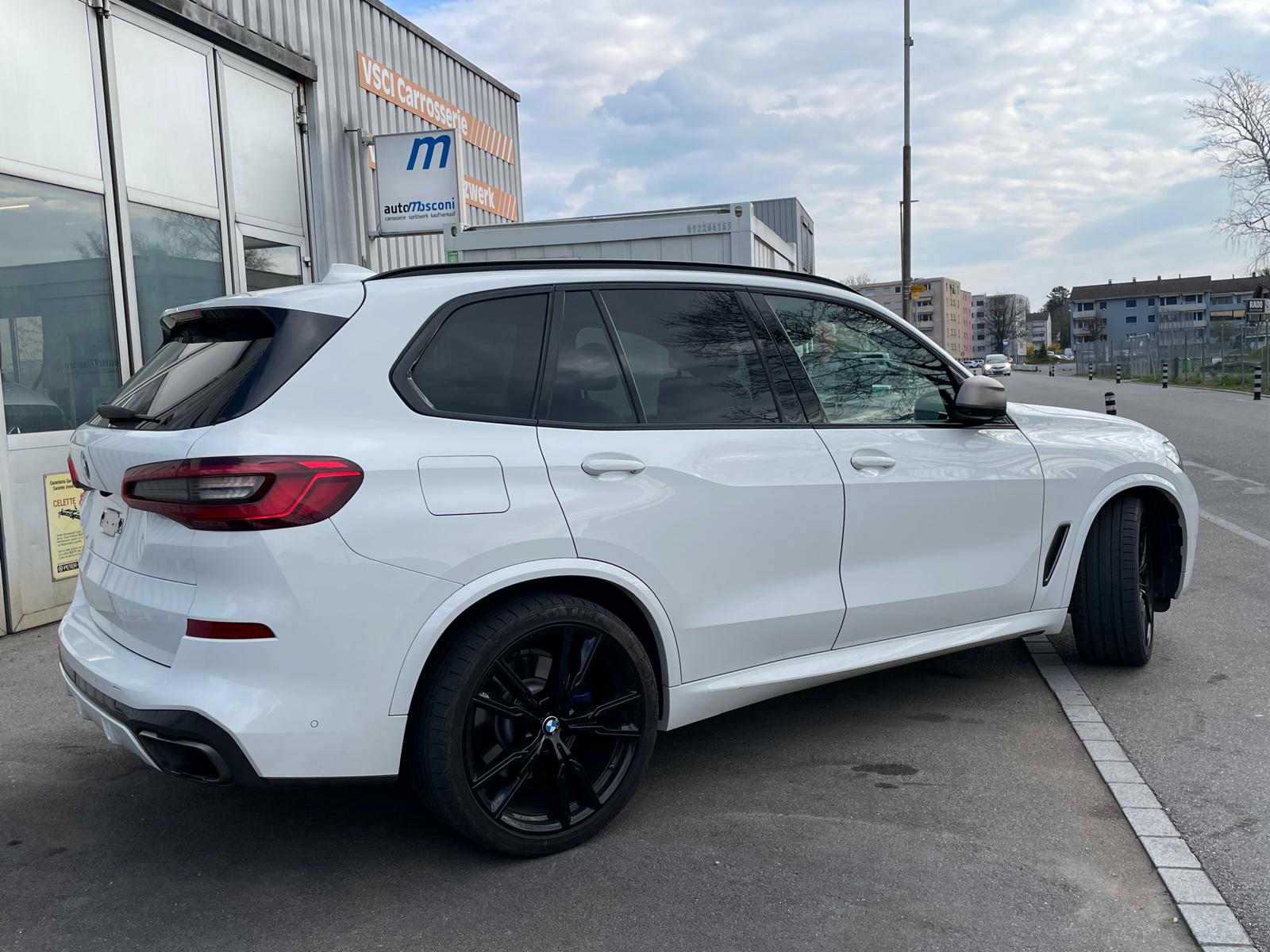 BMW X5 xDrive M50d Steptronic-image-3