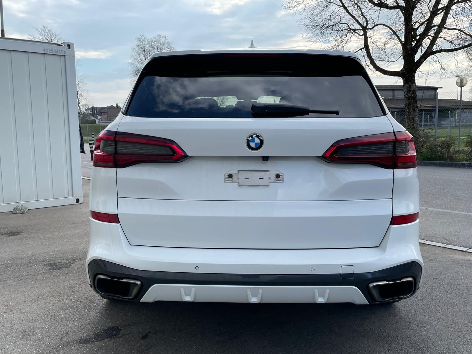 BMW X5 xDrive M50d Steptronic-image-4