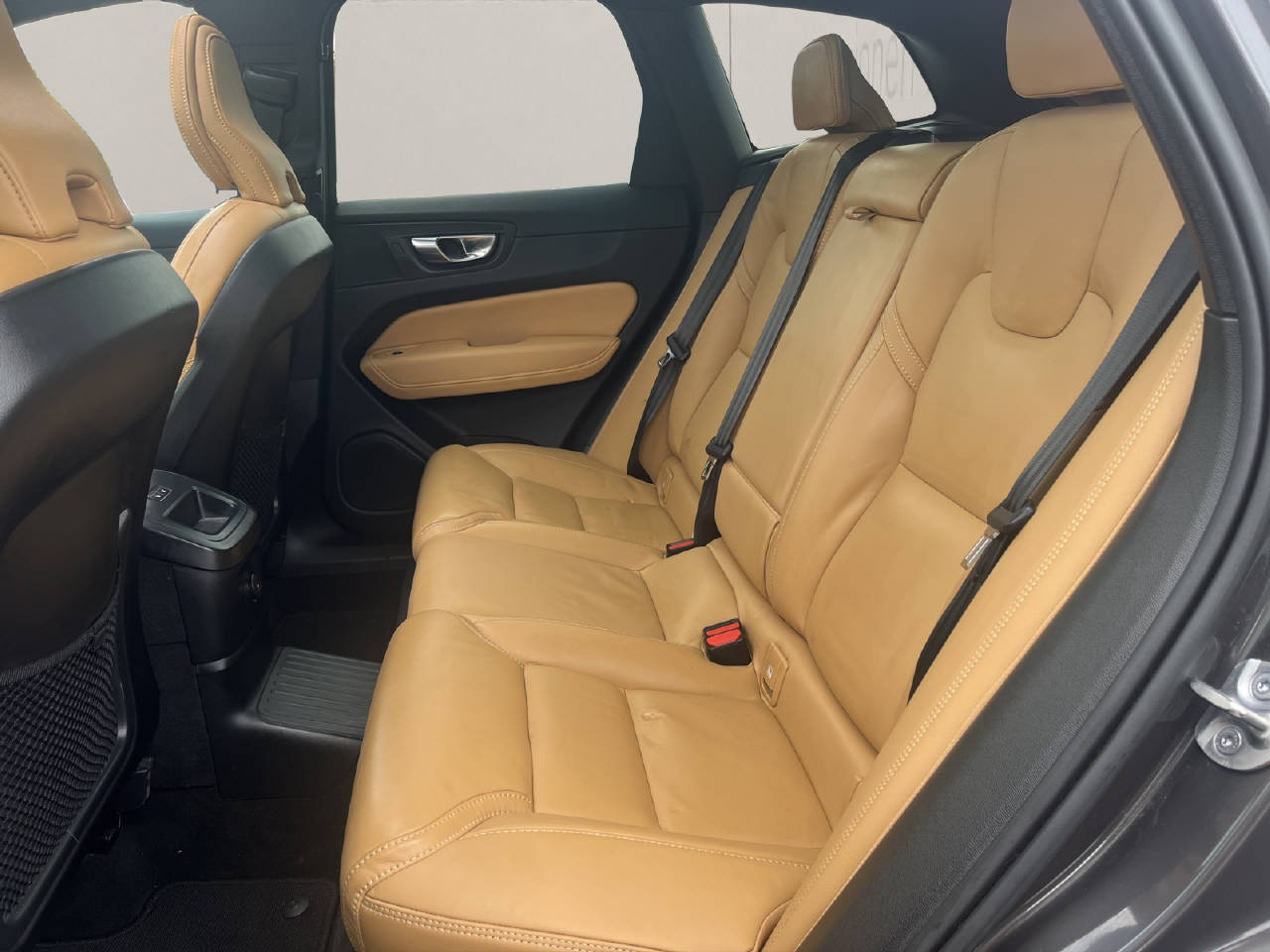 VOLVO XC60 2.0 T8 TE Ultimate Bright eAWD-image-12