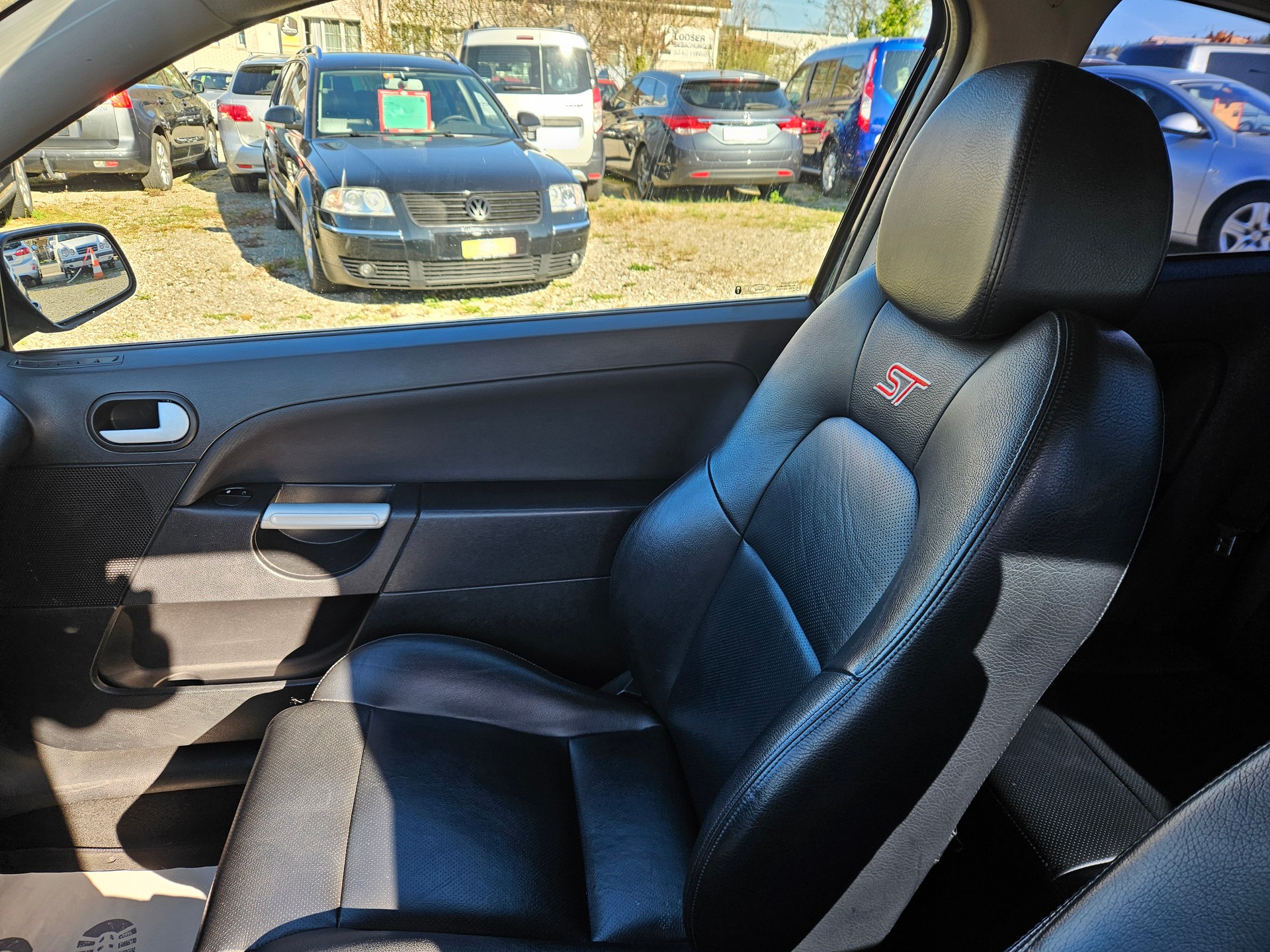 FORD Fiesta 2.0 16V ST-image-10