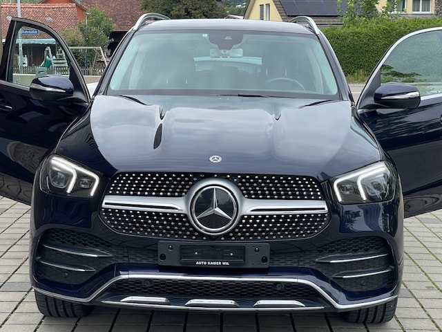 MERCEDES-BENZ GLE 300 d 4Matic AMG Line 9G-Tronic-showroom-element-3