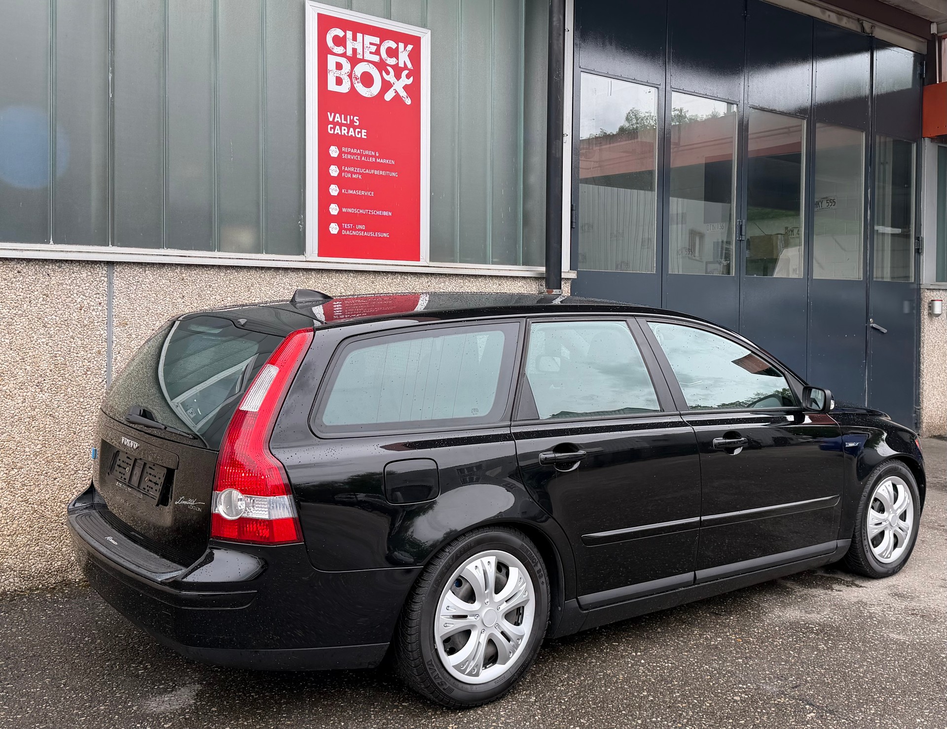 VOLVO V50 2.0D Summum-image-5