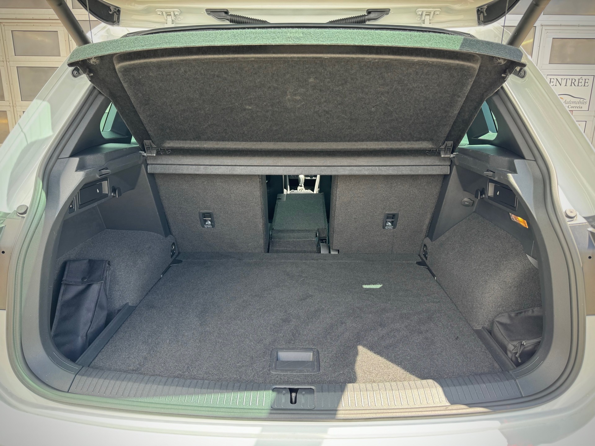 VW Tiguan 2.0TSI Highline R line 4Motion DSG - Véhicule Suisse (CH)-image-13