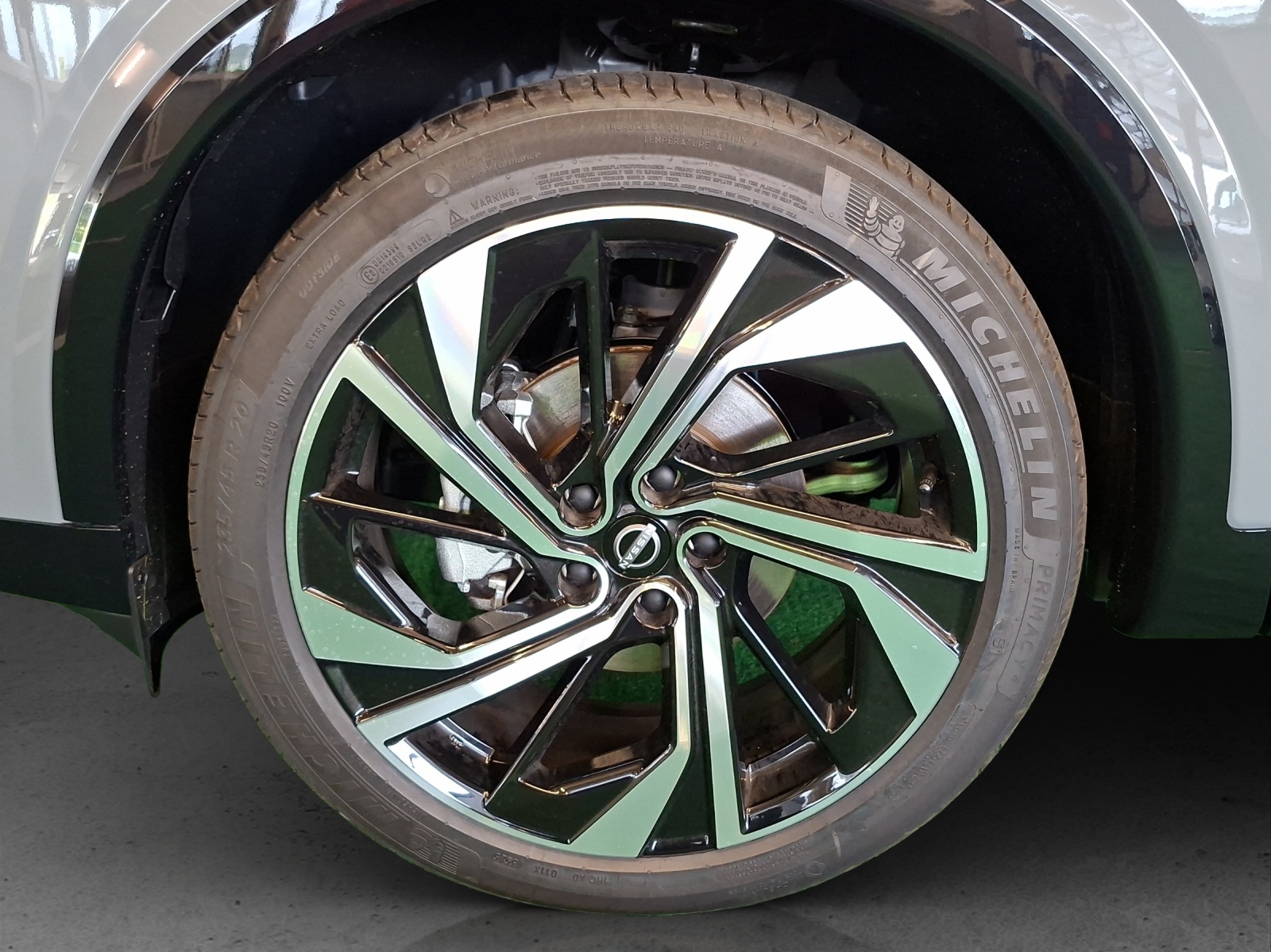 NISSAN Qashqai 1.3 DIG-T Tekna+ 4x4-image-15