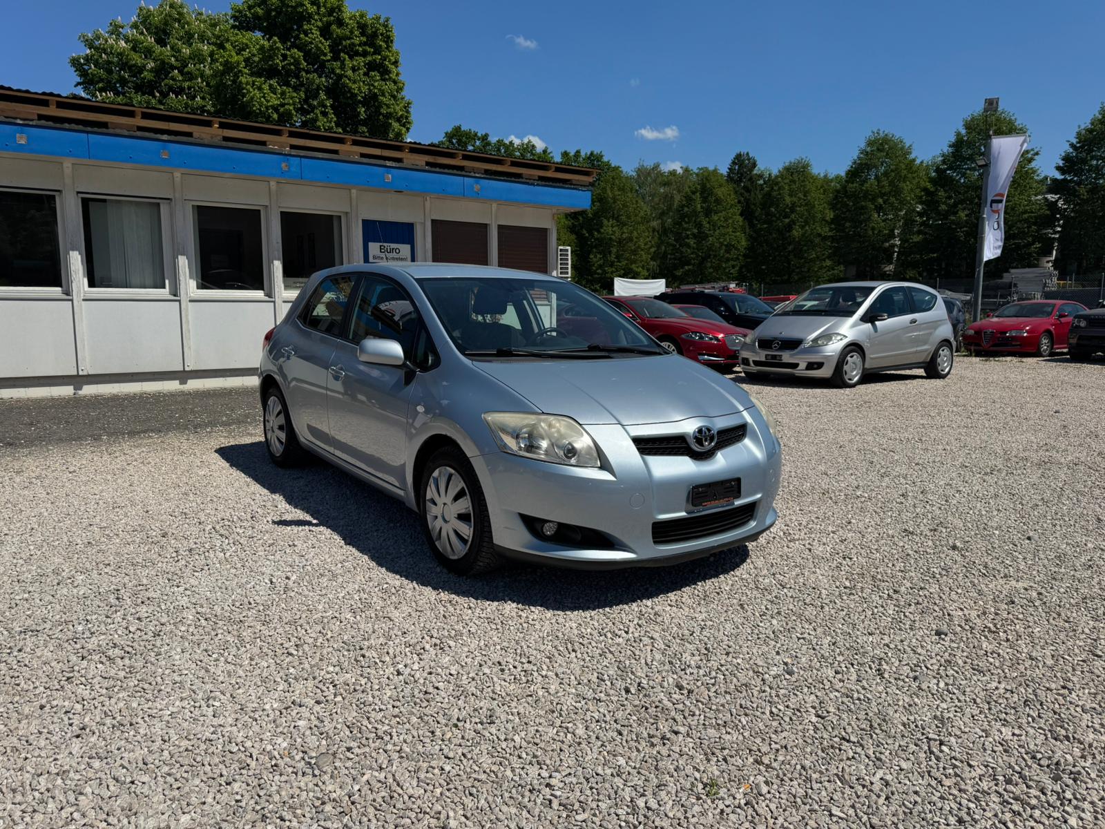 TOYOTA Auris 2.0 D-4D Linea Luna-showroom-element-2