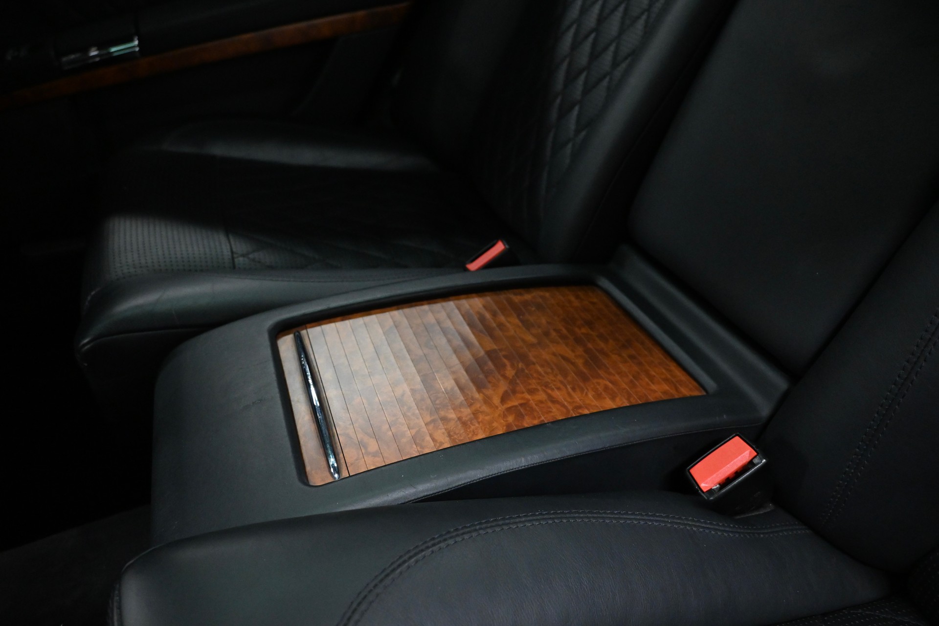 MERCEDES-BENZ S 65 AMG L Automatic-image-16