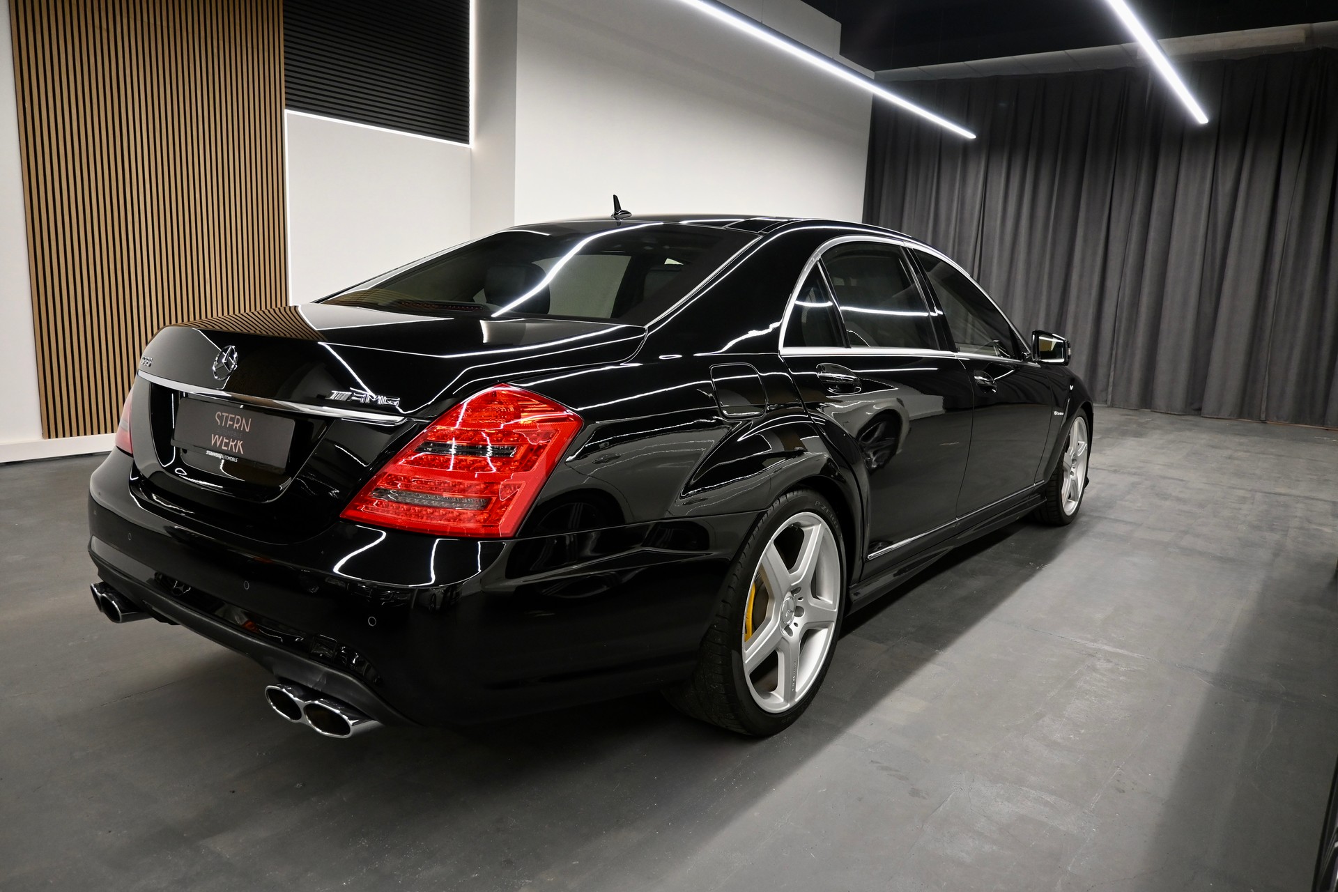 MERCEDES-BENZ S 65 AMG L Automatic-image-6