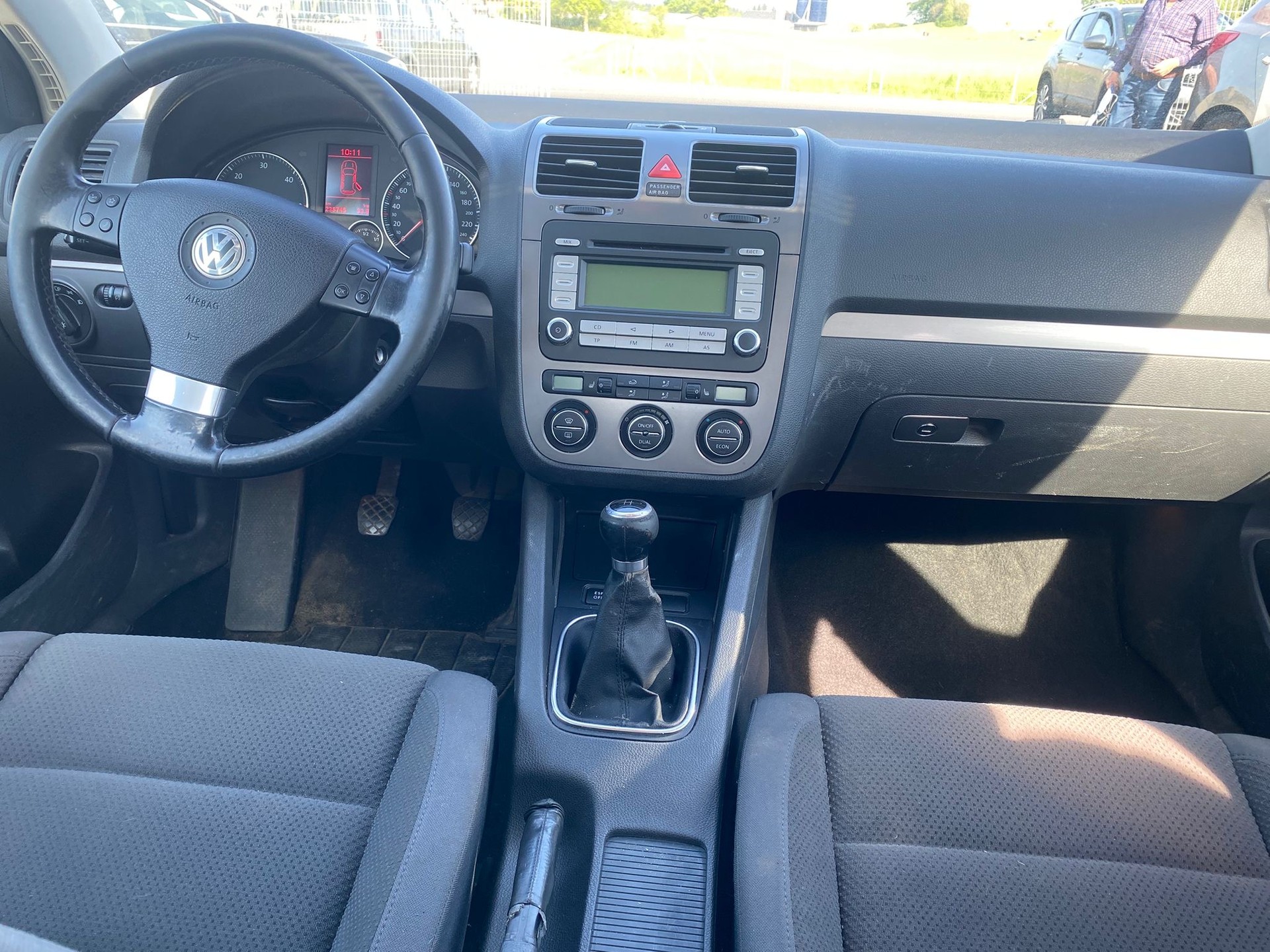VW Golf 1.9 TDI Comfortline 4Motion-image-11