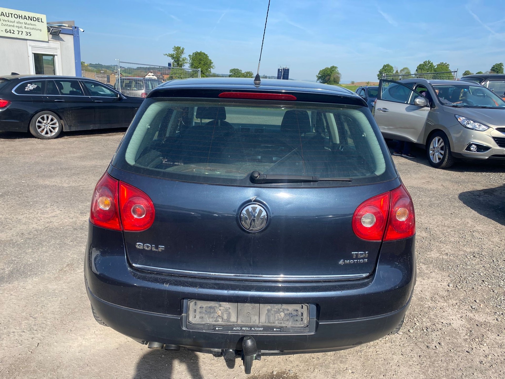 VW Golf 1.9 TDI Comfortline 4Motion-image-3