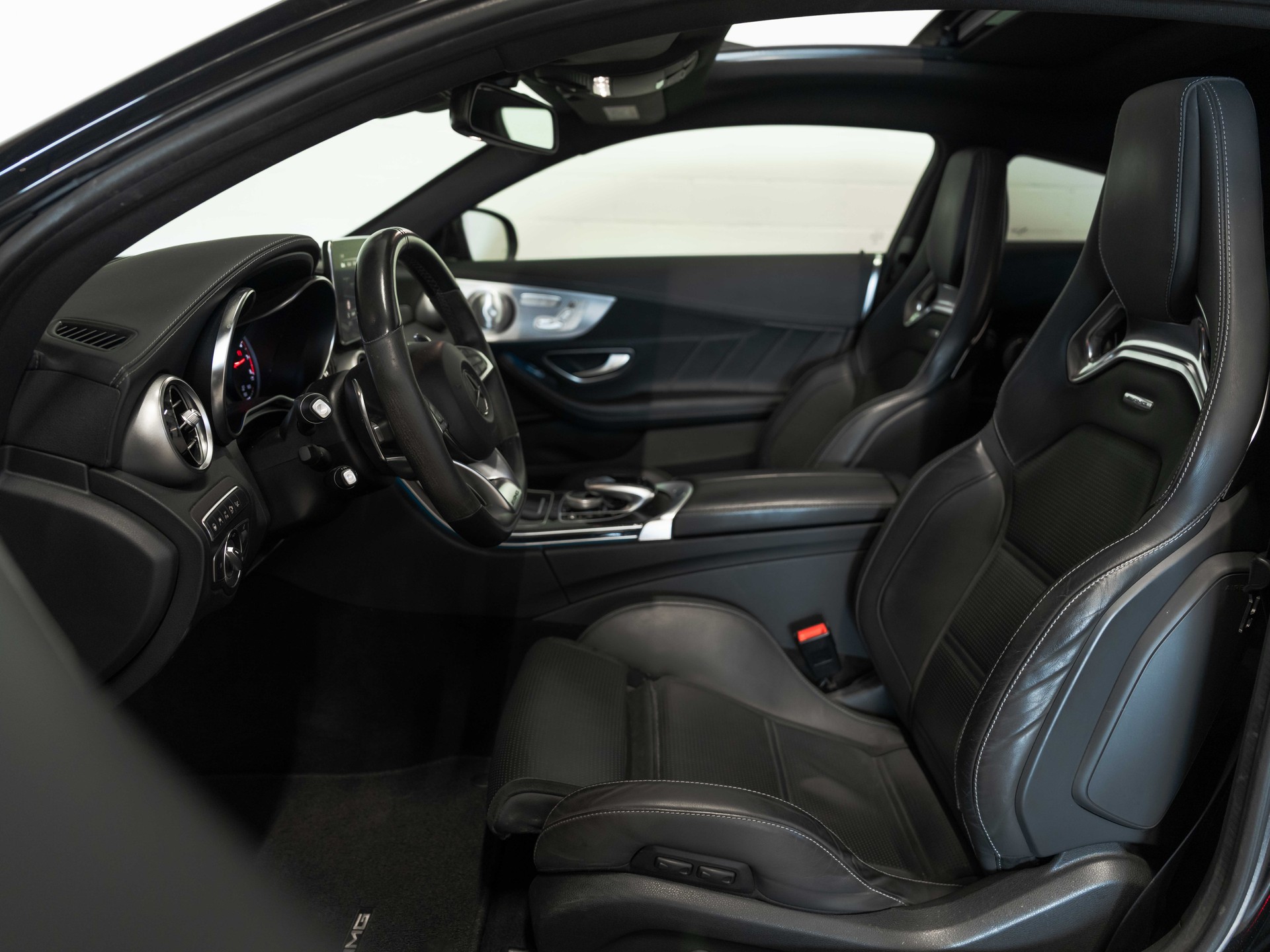 MERCEDES-BENZ C 63 S AMG Speedshift-image-7