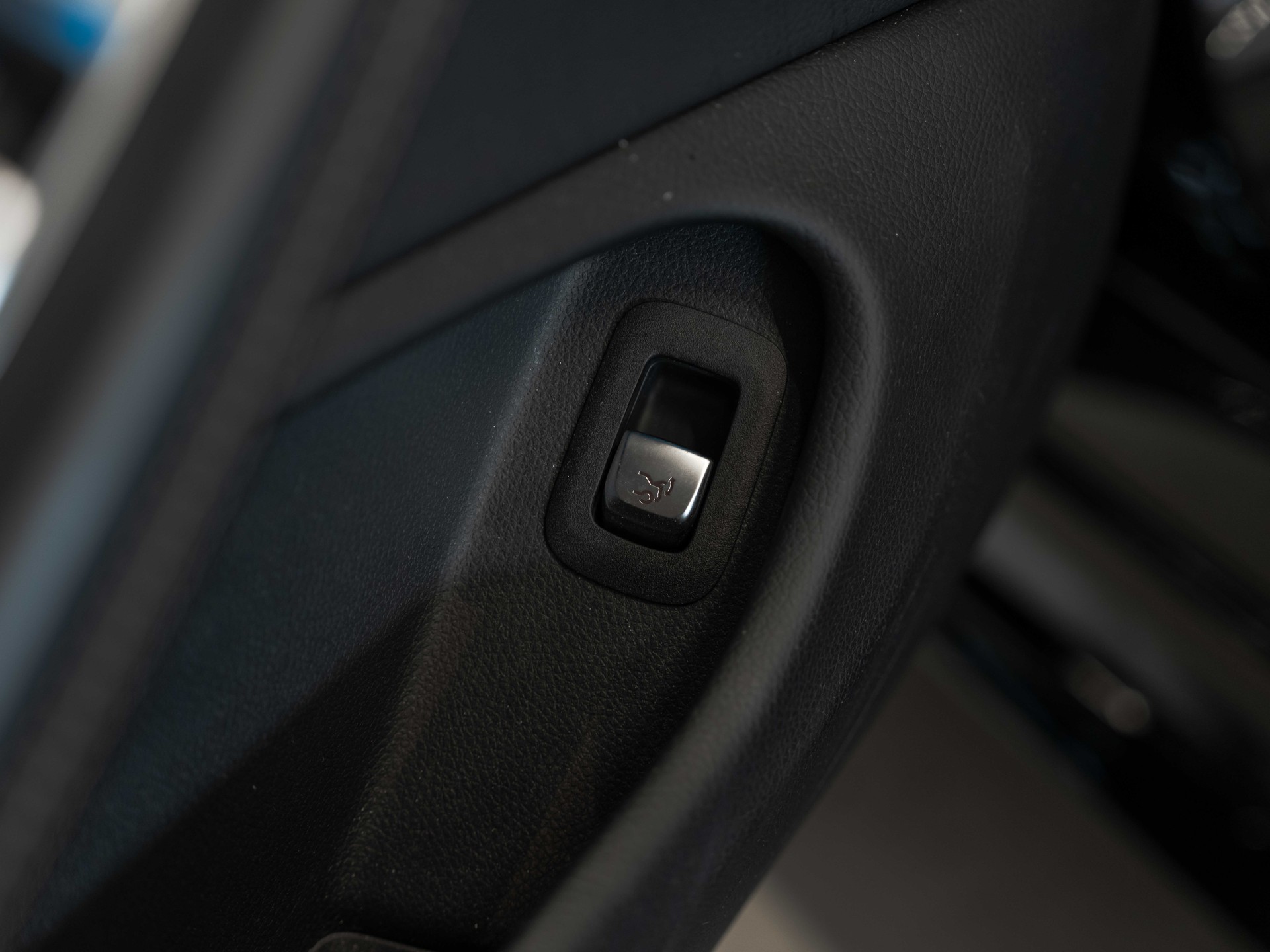 MERCEDES-BENZ C 63 S AMG Speedshift-image-32