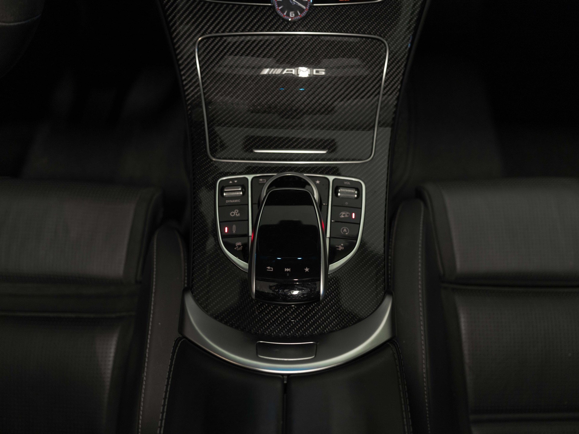 MERCEDES-BENZ C 63 S AMG Speedshift-image-24