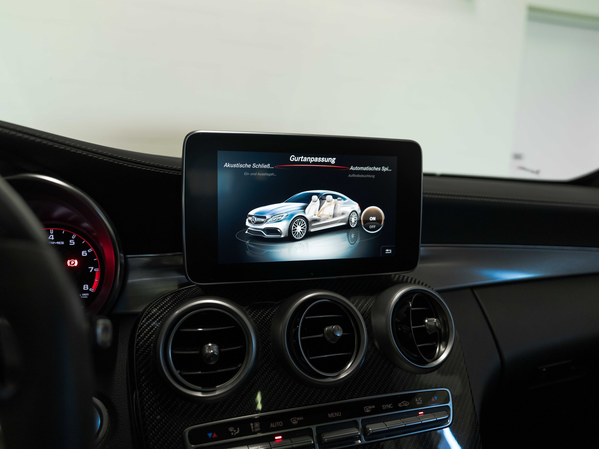 MERCEDES-BENZ C 63 S AMG Speedshift-image-37