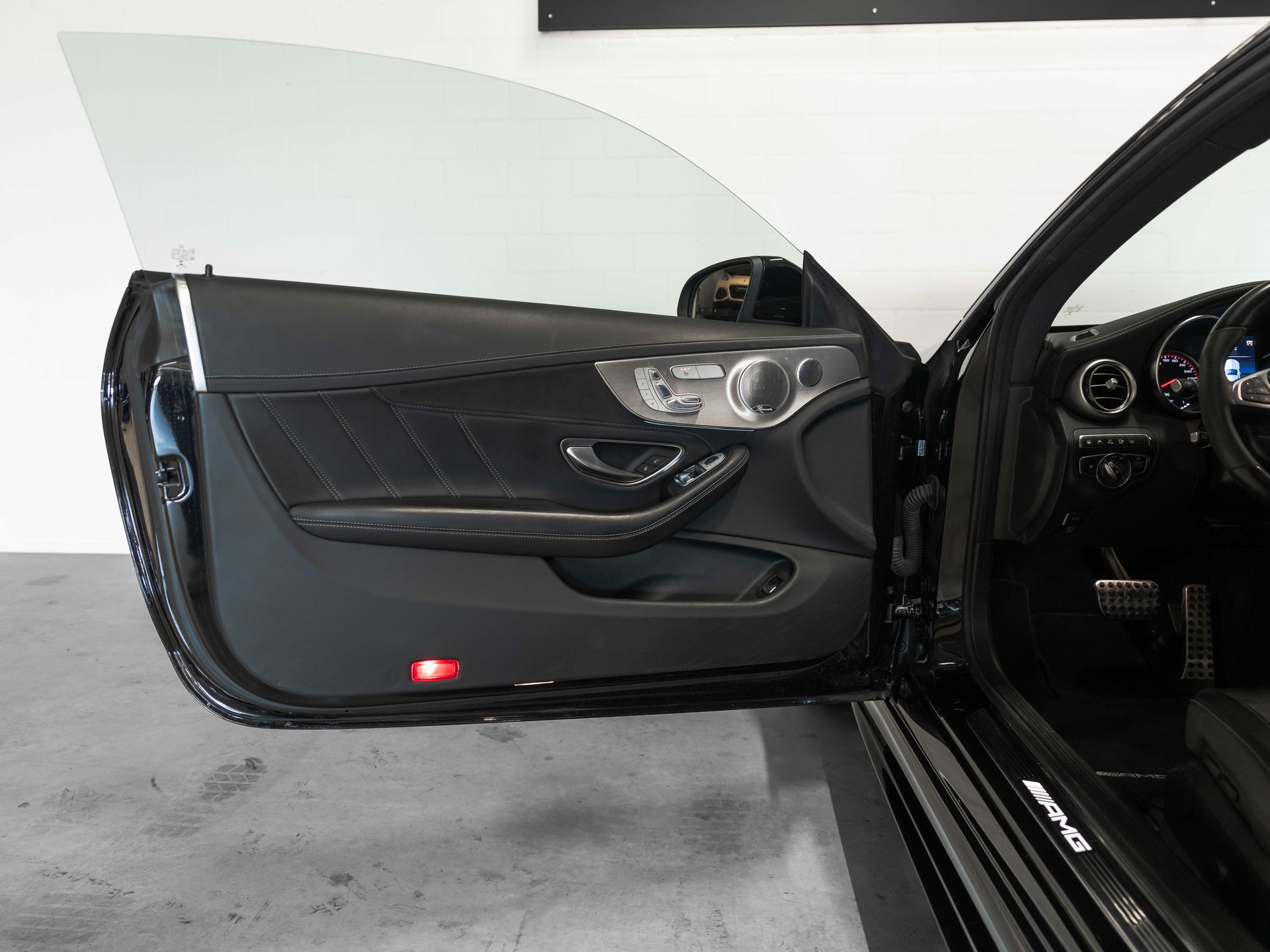 MERCEDES-BENZ C 63 S AMG Speedshift-image-29