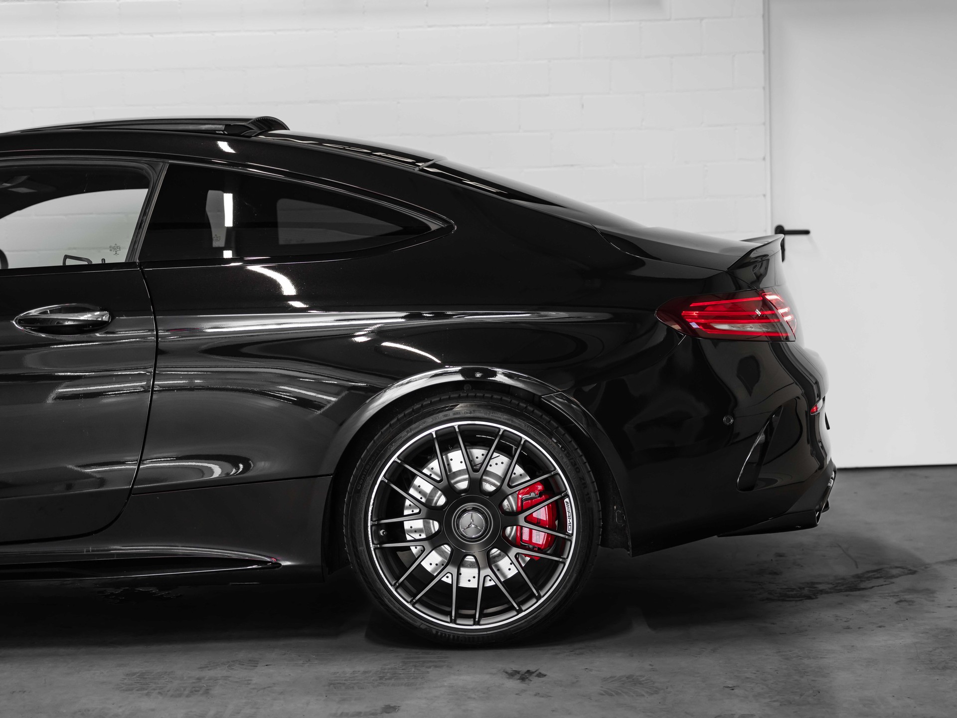 MERCEDES-BENZ C 63 S AMG Speedshift-image-16
