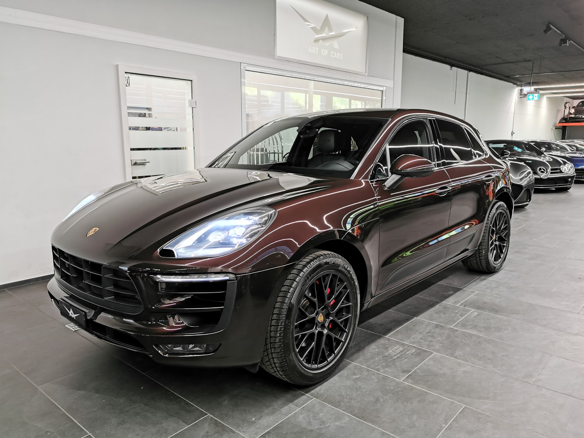 PORSCHE Macan GTS PDK-image-2