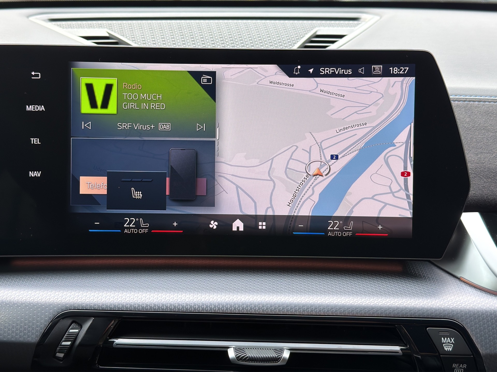 BMW iX1 xDrive 30 M Sport-image-16