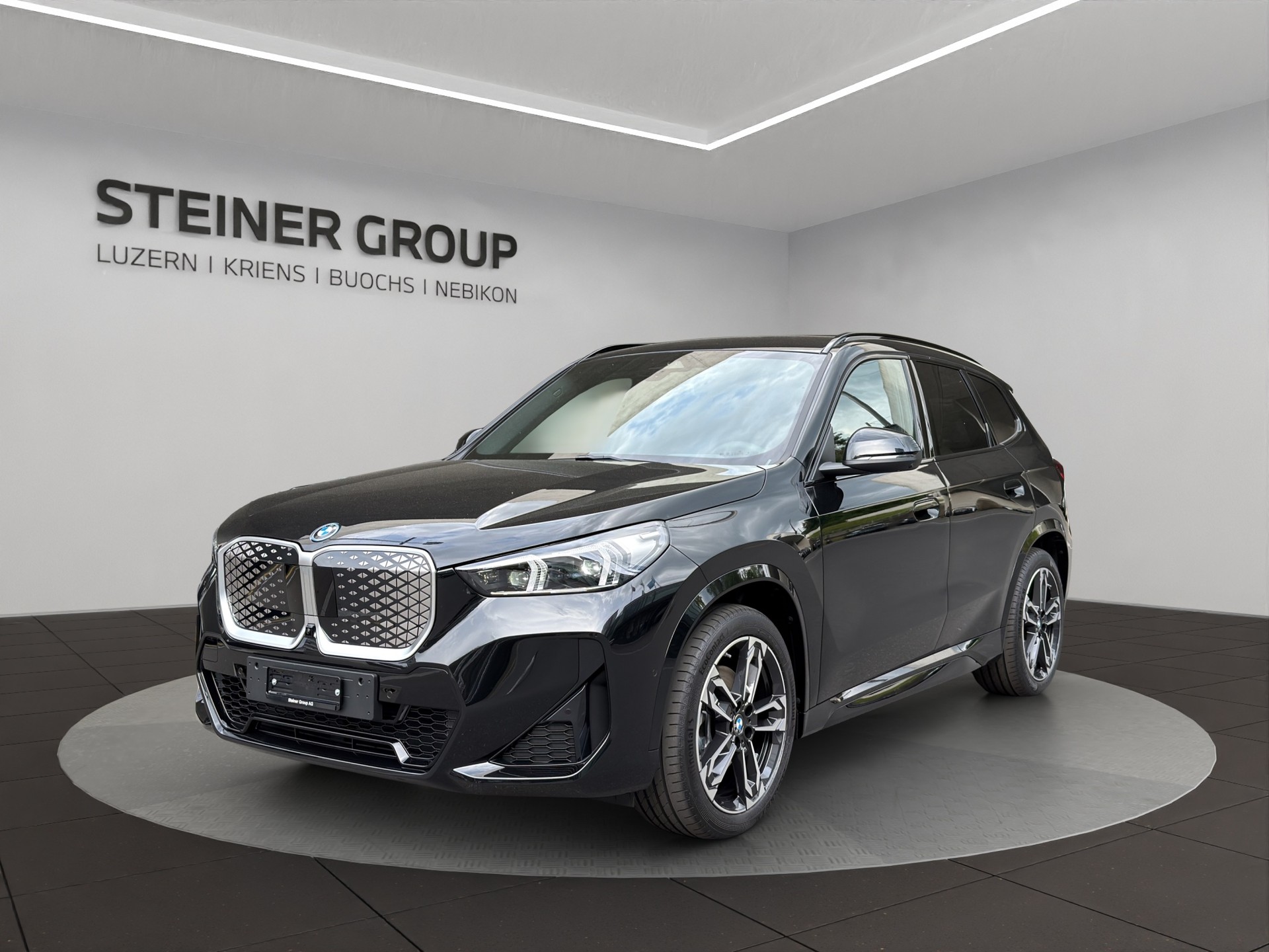 BMW iX1 xDrive 30 M Sport
