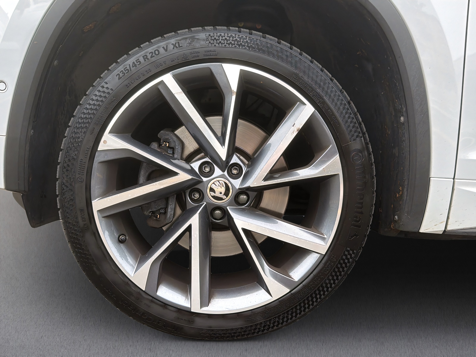 SKODA Kodiaq 2.0 TSI Sportline DSG-image-21