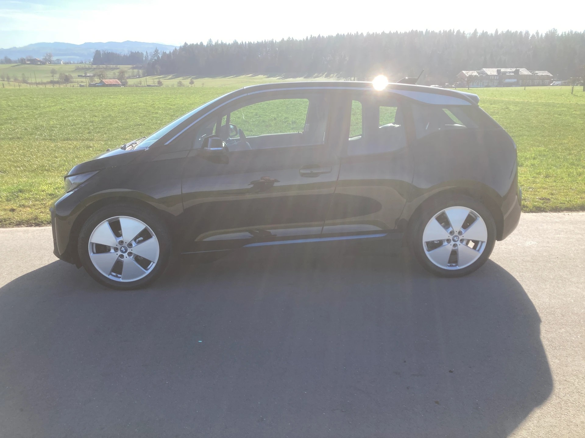 BMW i3 (120Ah)-image-5