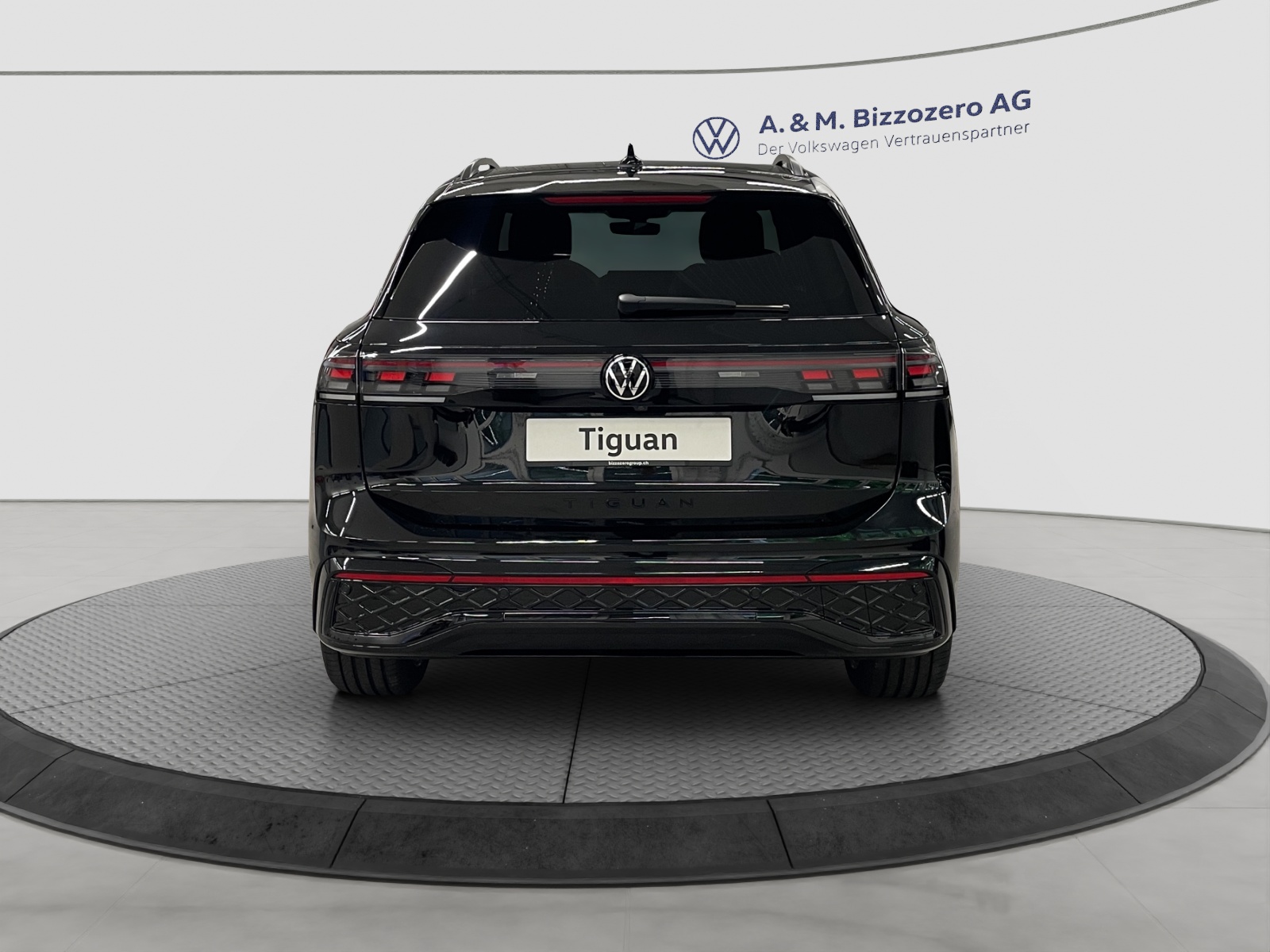 VW Tiguan 1.5 TSI evo2 eHybrid R-Line United DSG-showroom-element-3
