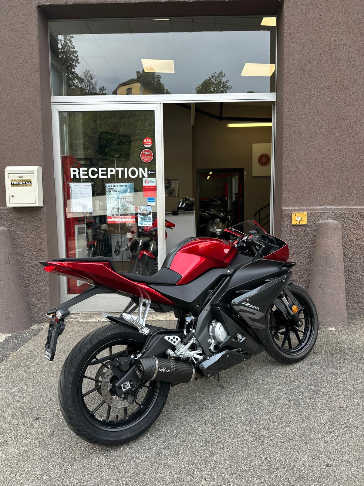YAMAHA YZF-R 125 ABS-image-3