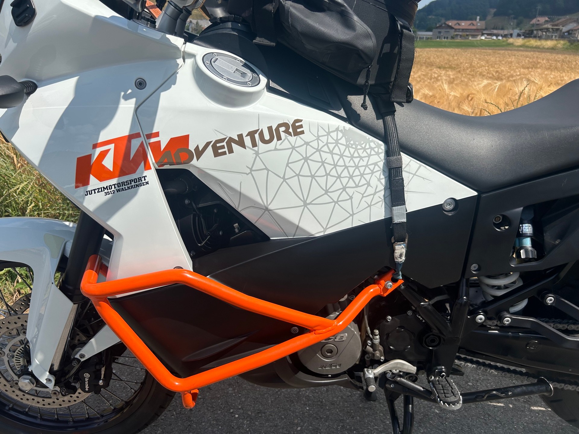 KTM 990 Adventure ABS-image-6