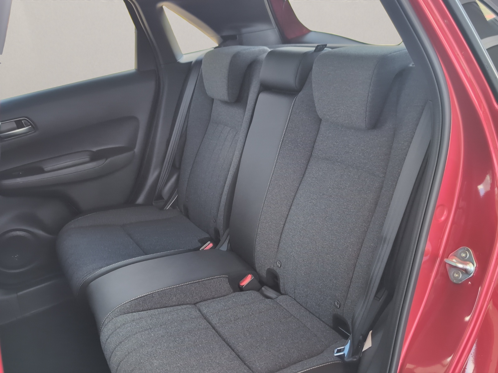 HONDA Jazz 1.5 i-MMD Advance-image-17