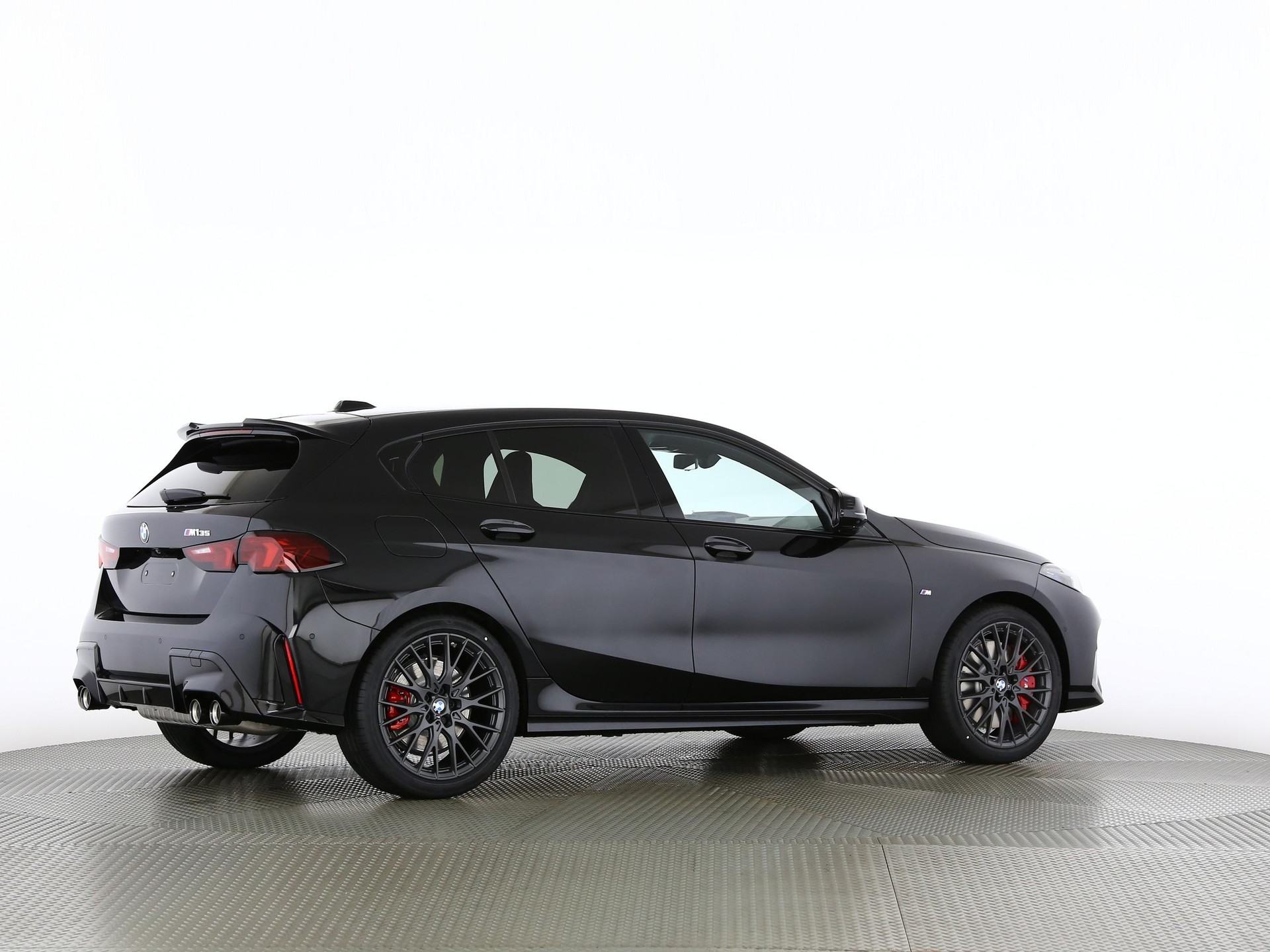 BMW M135i xDrive-image-20
