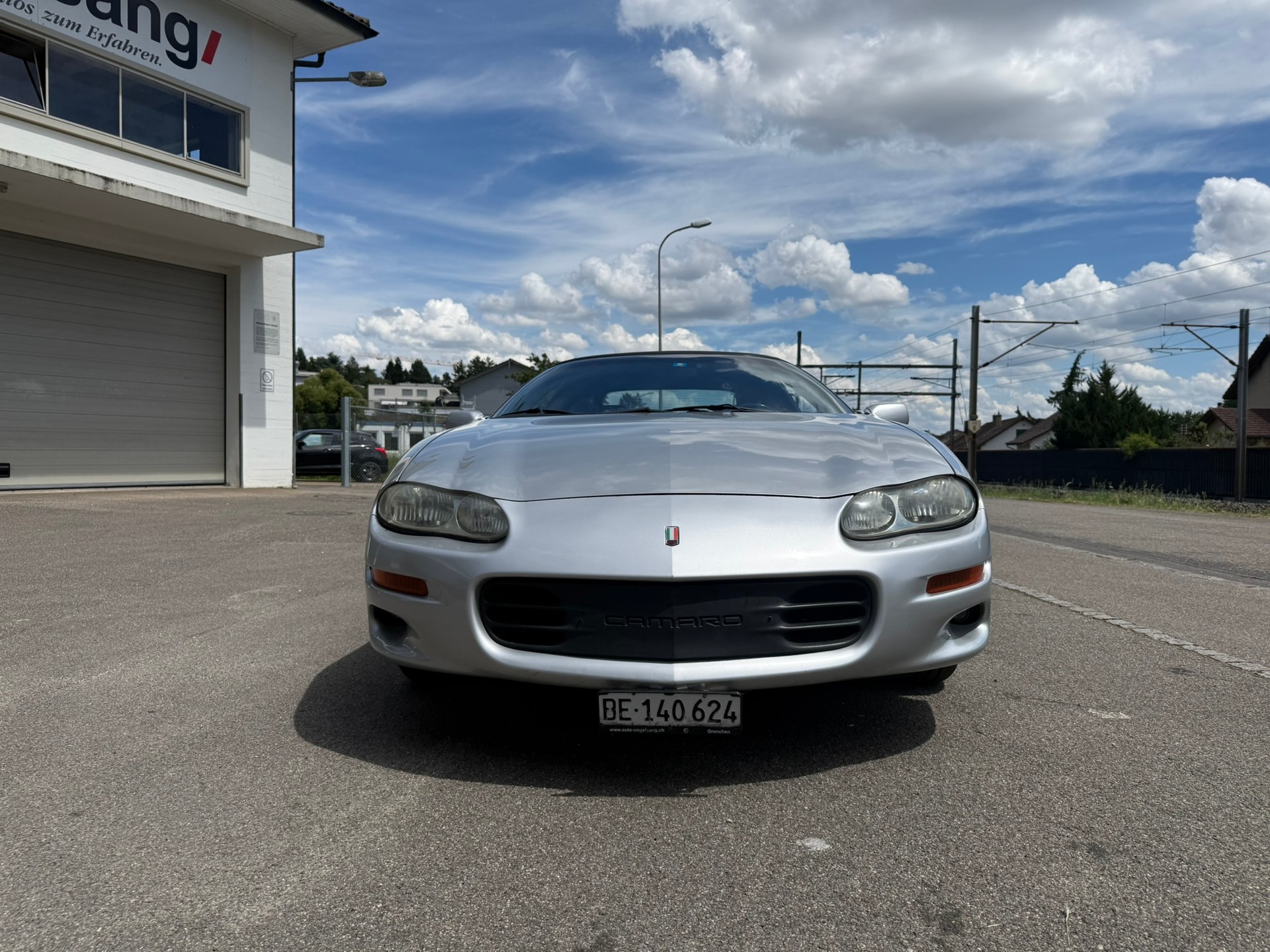 CHEVROLET Camaro Convertible A-showroom-element-3
