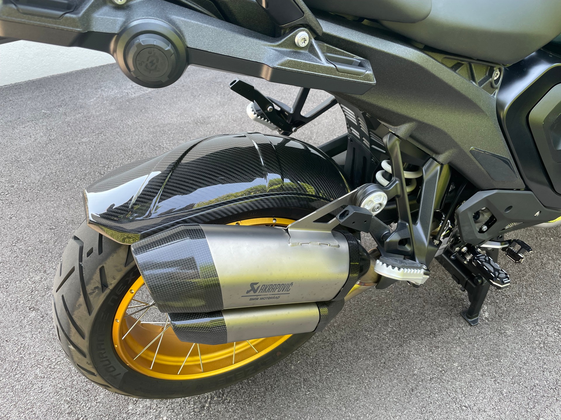 BMW R 1300 GS-image-4