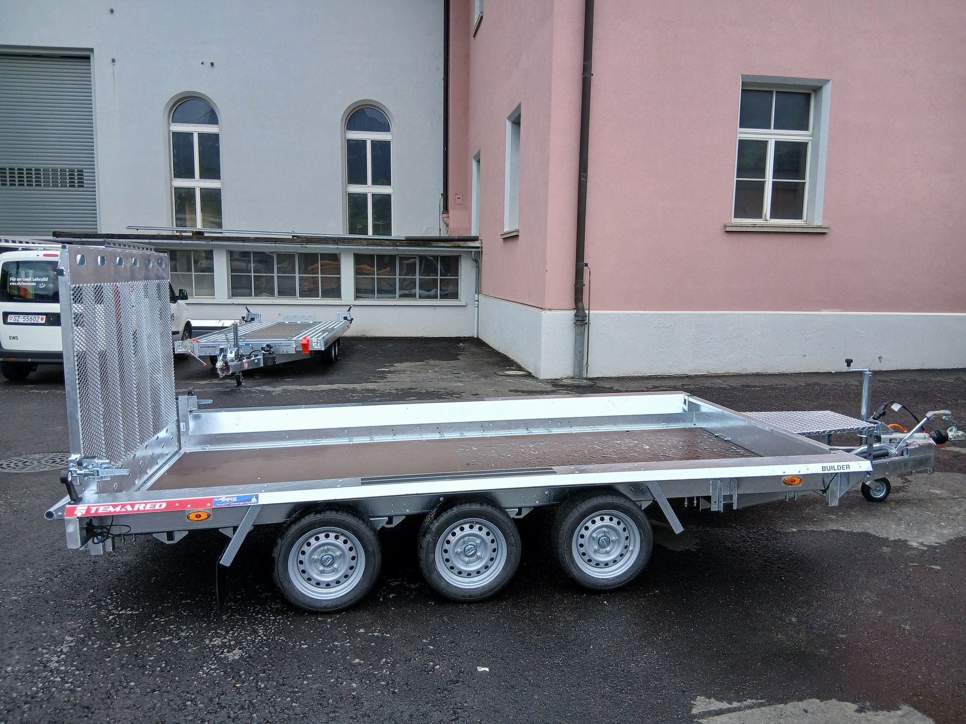 TEMARED BUILDER 3 4018/3 3'500kg Baumaschinentransporter ganze Rampe