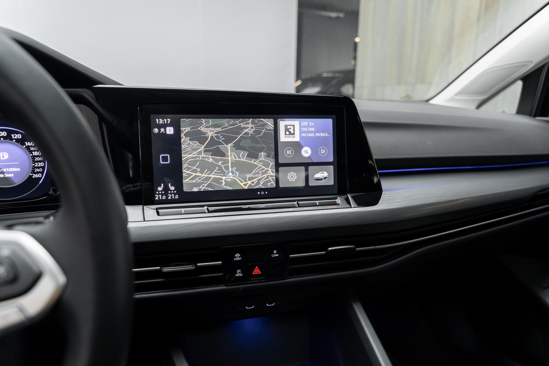 VW Golf 1.5 eTSI mHEV ACT Style DSG-image-13