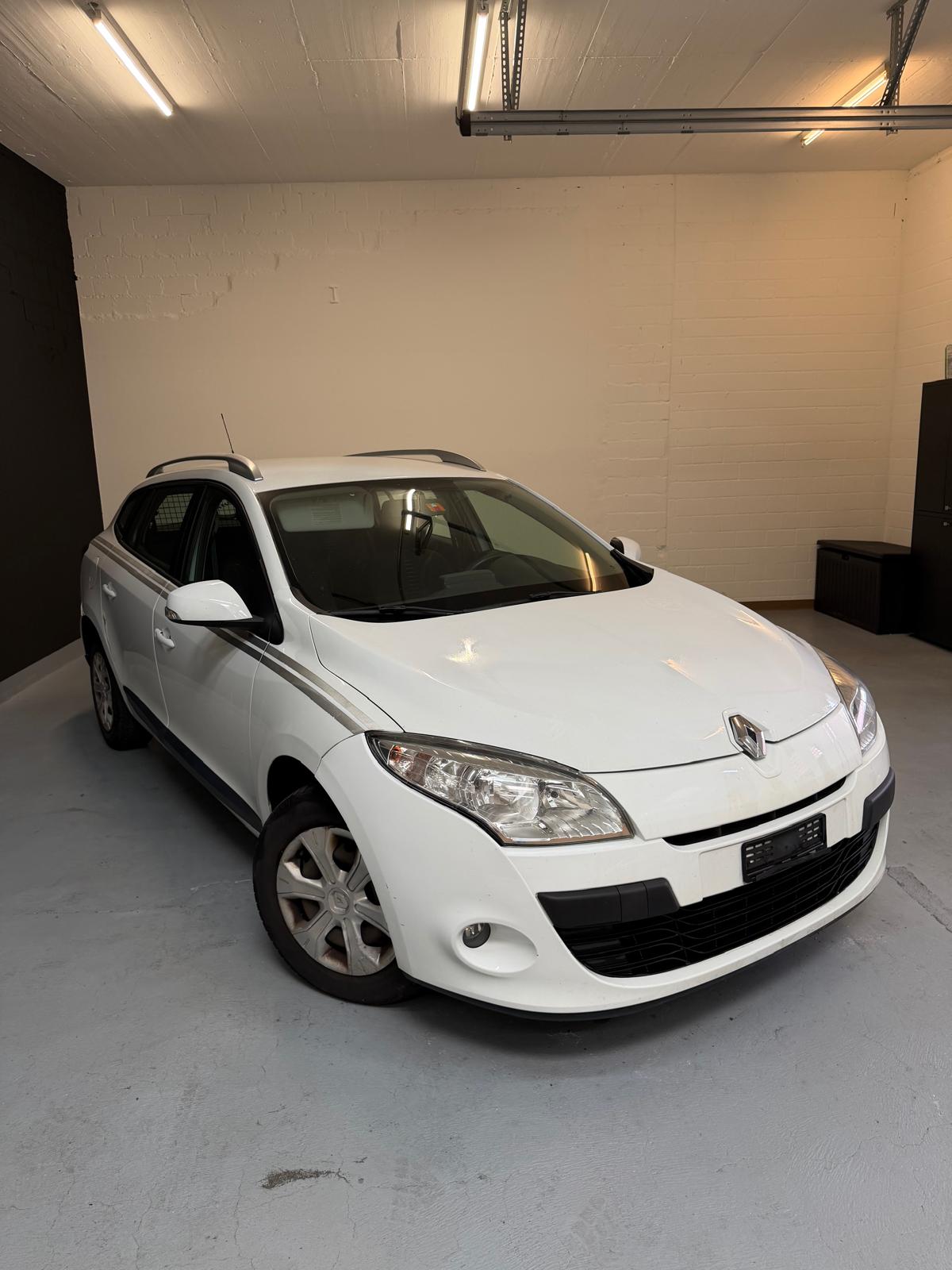 RENAULT Mégane Grandtour 1.5 dCi Dynamique ***CH-Fahrzeug***